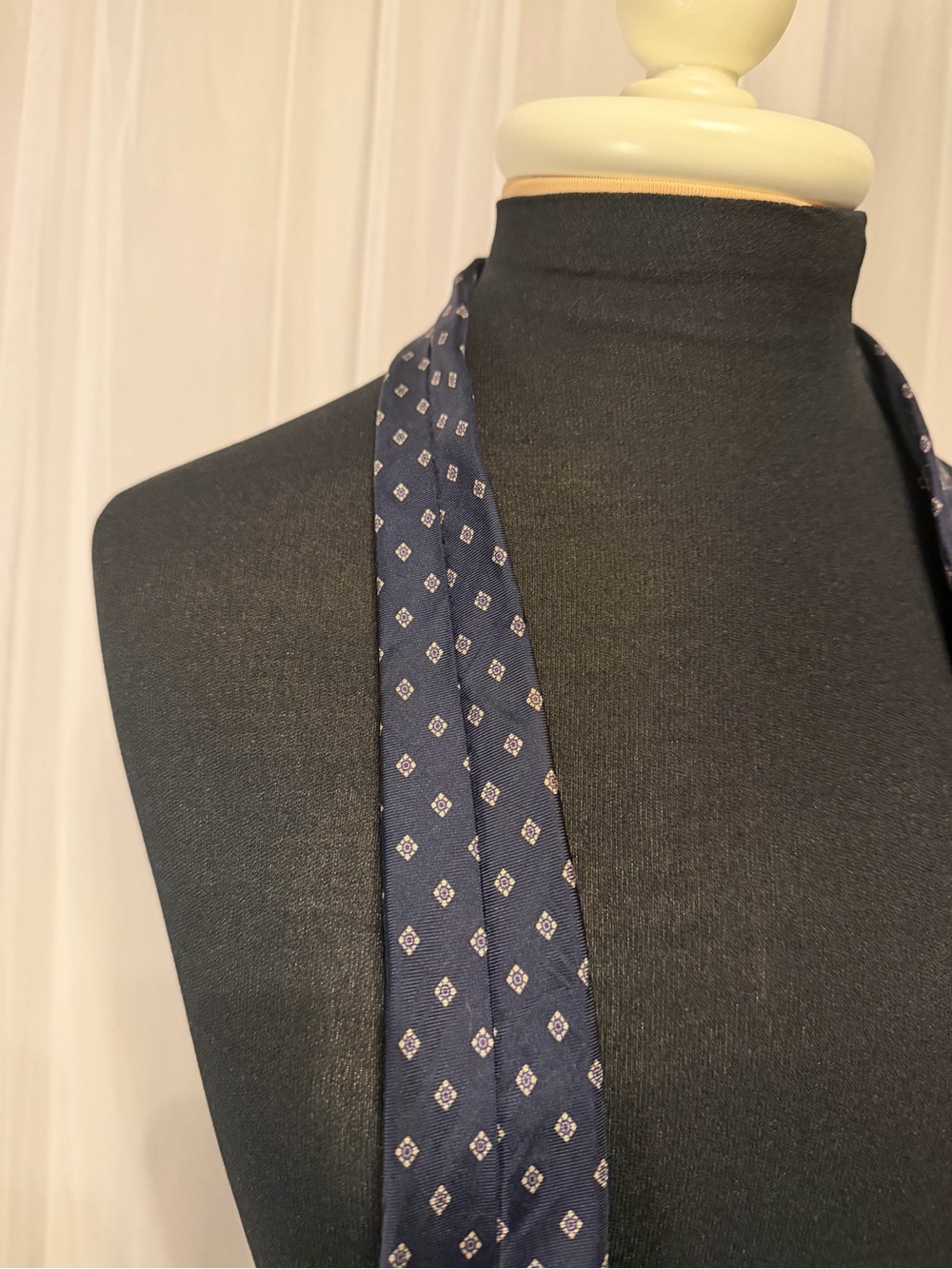 Bert Pulitzer 100% Silk Navy Blue Geometric Foulard Necktie Vintage Preppy - Picture 13 of 16